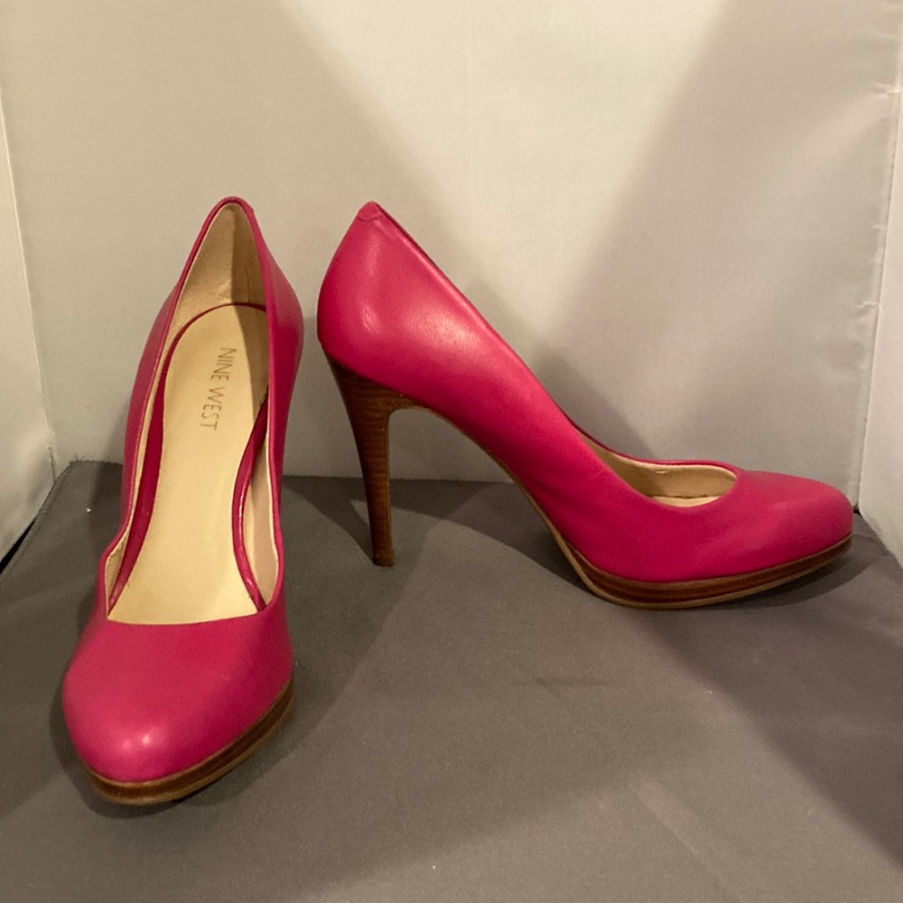 Nine‎ West 4” heel size 7M